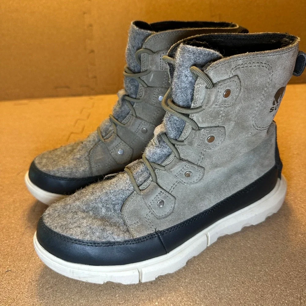 Sorel Kinetic Impact Conquest Boots Womens 8.5 Grey Felt Suede NL4461-365 Winter
